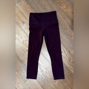Yogalicious 7/8 length burgundy leggings, size XS, GUC